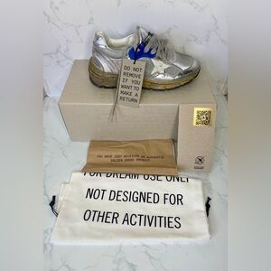 Golden Goose Dad-Star Sneakers